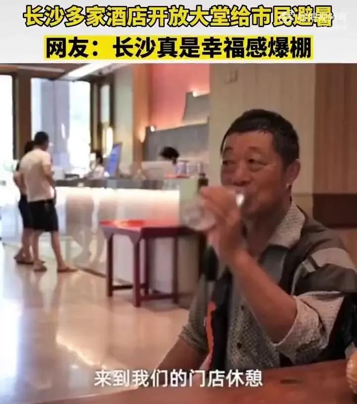 DƬ